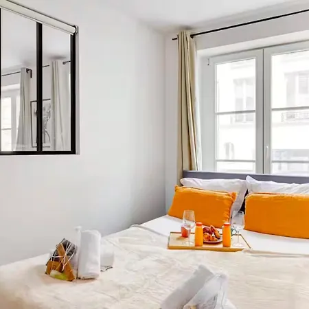 Urbanflat 201 - Beautiful 2 Bedroom Flat In The Center Of Apartment