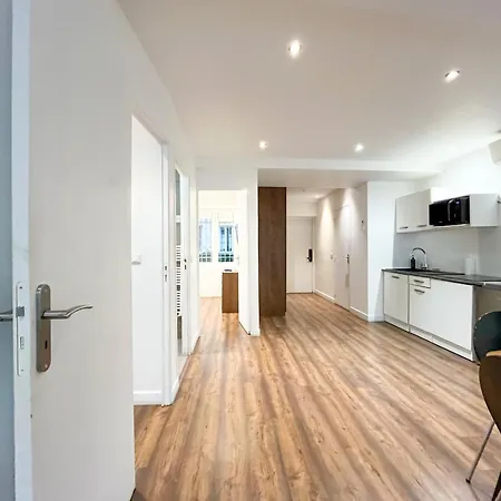 Apartment Urbanflat 201 - Beautiful 2 Bedroom Flat In The Center Of Paris