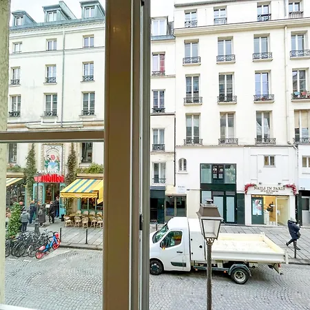 Urbanflat 201 - Beautiful 2 Bedroom Flat In The Center Of * Paris