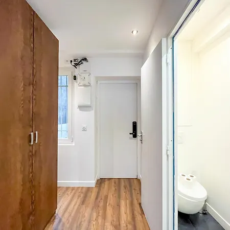 Urbanflat 201 - Beautiful 2 Bedroom Flat In The Center Of Apartment Paris